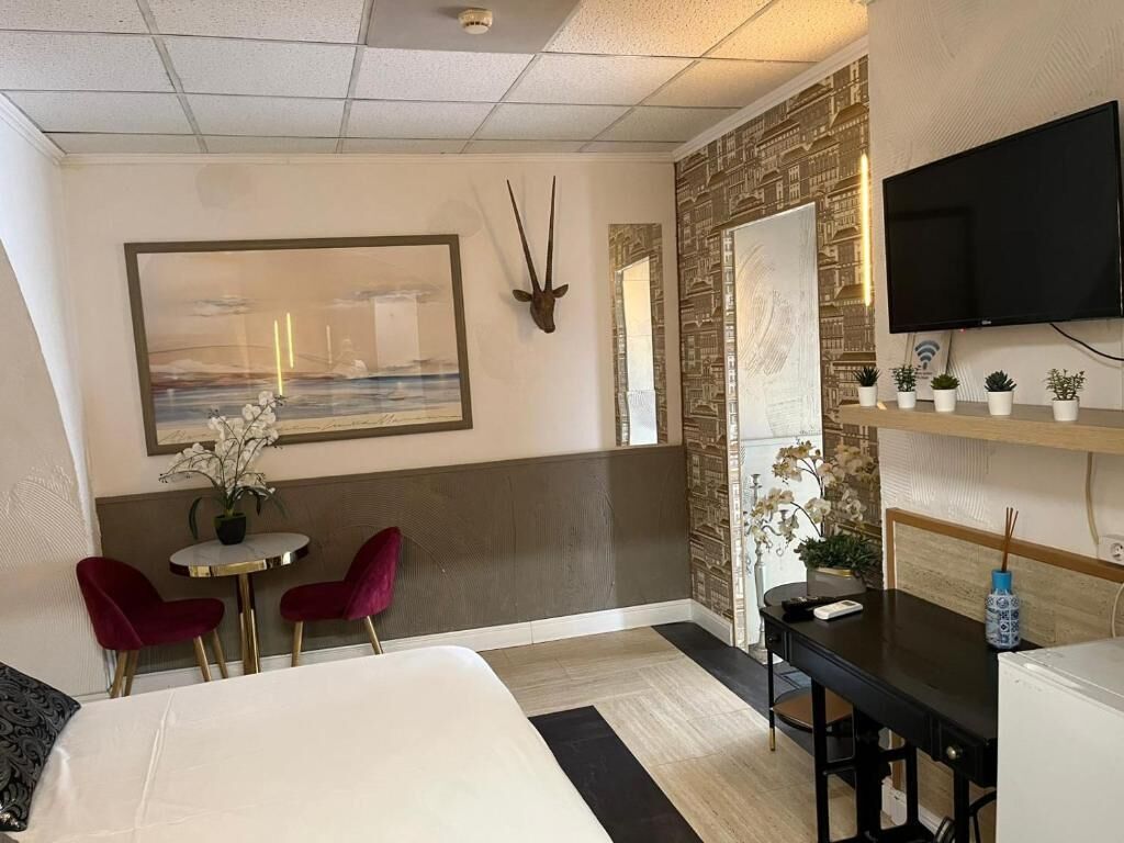 Comfort Double Room | Minibar, free WiFi