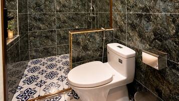 Classic Villa, Balcony, Mountain View | Bathroom | Hair dryer, slippers, towels, soap
