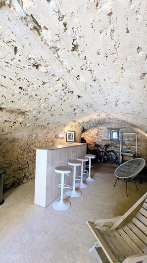 Interior - Clos de la Lisette - Provencal charm, private pool and view, 4 bedrooms (Saint-André-d'Olérargues)