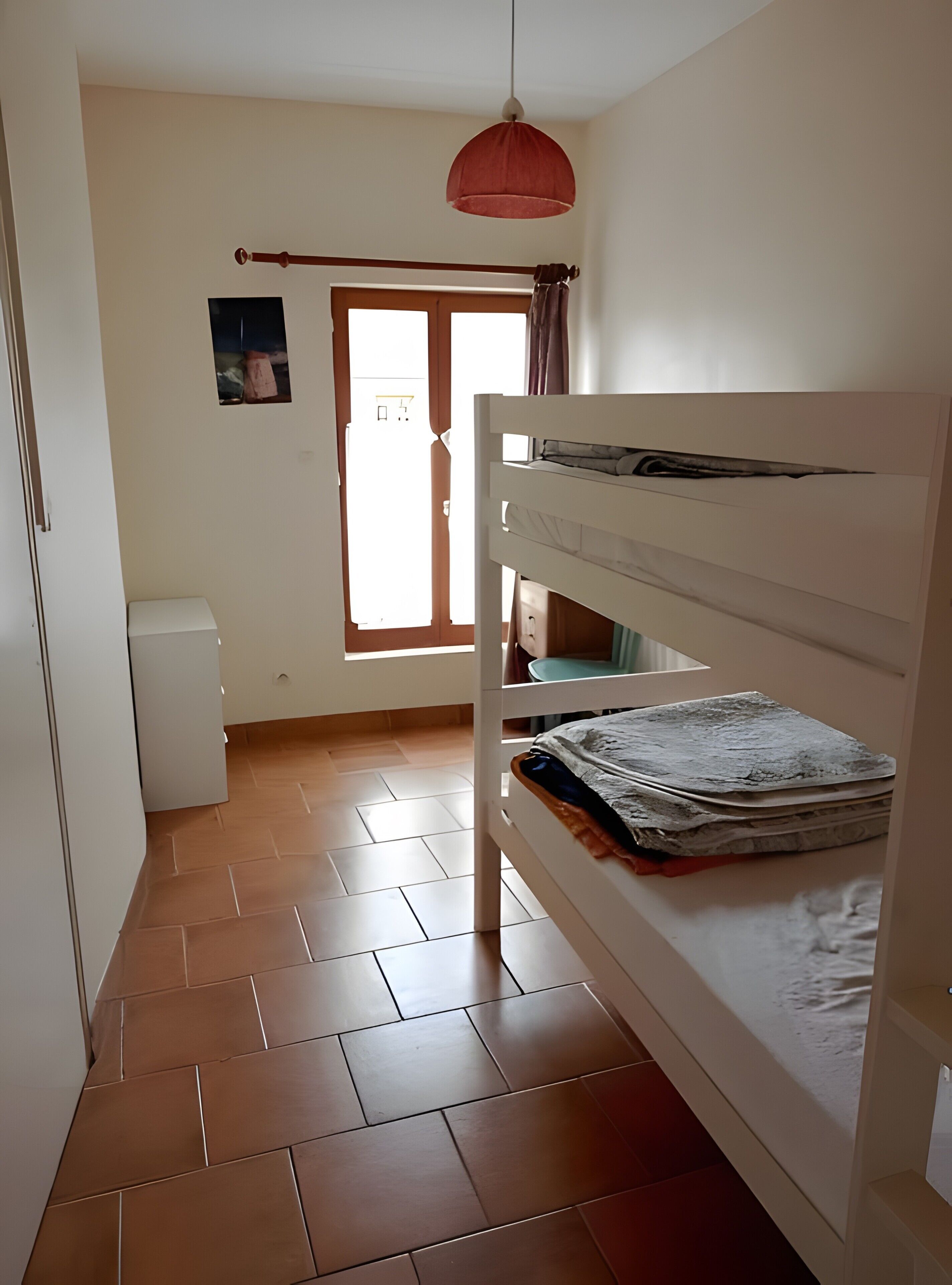 Iron/ironing board, WiFi