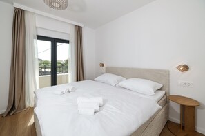 3 chambres, fer et planche à repasser, Wi-Fi gratuit, draps fournis