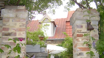 Enceinte de lâhĂ©bergement