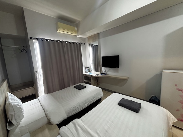 Deluxe Twin Room | Free WiFi, bed sheets