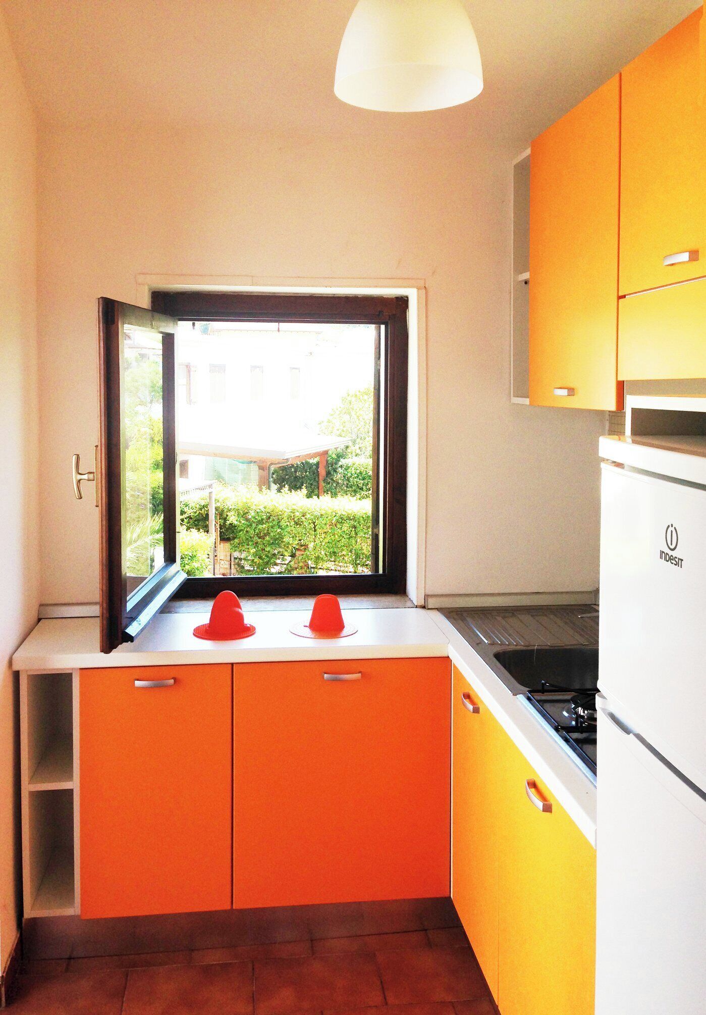 Standard Apartment, Sea View | Private kitchen | High chair