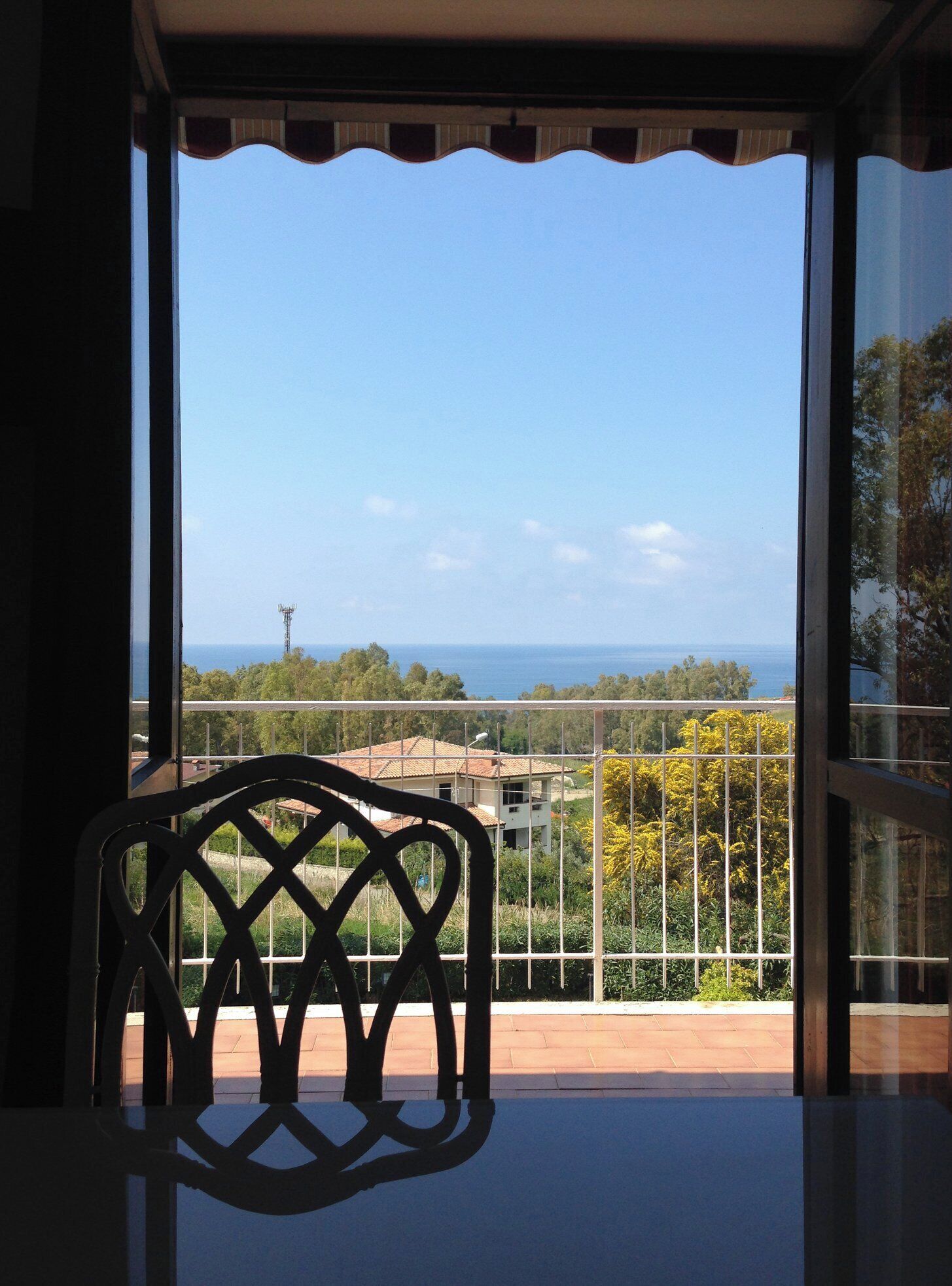 Standard Apartment, Sea View | Interior