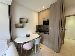 Interior - Studio Cosy - Terrace & Air conditioning - 5m Festival & beach (Cannes)