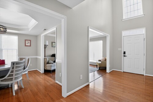 Family-Friendly 3BR Retreat Near downtown Richmond