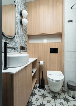 Apartamento, sacada | Banheiro