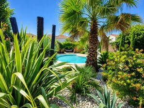 Outdoor pool, a heated pool - Comfortable studio with private terrace and pool access (Portes-lès-Valence)