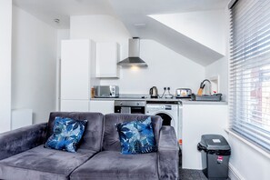 Interior - Fairhaven View by Guestz (Lytham-St-Annes)