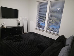 1 chambre, fer et planche à repasser, Wi-Fi, draps fournis