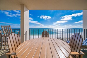 Apartment, 3 Schlafzimmer | Speisen im Freien