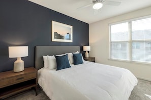 1 habitación, decoración personalizada y muebles diferentes 