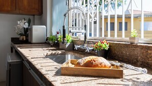 Ảnh chưa phân loại, 5 trong số 57 ảnh, nút
