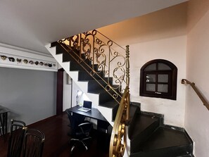 Interior - Casa de 4 quartos com AC no Ipiranga (São Paulo)