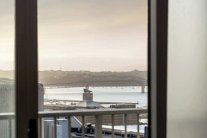 Interior - 19th Floor 1BDR Apartment Steps from SkyCity (Auckland)