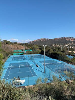 Terrain de sport