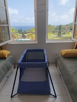 1 bedroom, iron/ironing board, bed sheets - Beautiful renovated apartment with panoramic sea view at Cap Esterel (Saint-Raphaël)