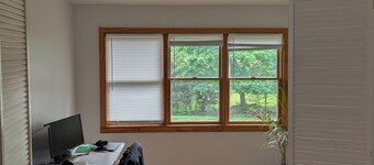 Cozy 3-bedroom townhome w/ AC in pleasant Paramus. World Cup, negotiable rates