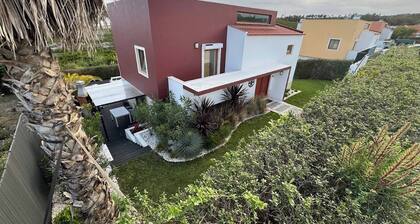 Charming 3-bedroom Villa With Private Pool in Óbidos