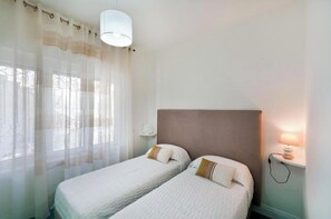 2 Schlafzimmer, Bügeleisen/Bügelbrett, WLAN, Bettwäsche