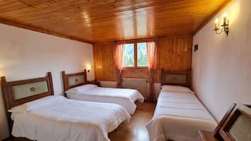 Dreibettzimmer