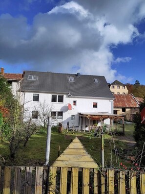 Exterior - Vacation home at the foot of Himmerod Abbey in the Vulkaneifel nature reserve (Großlittgen)