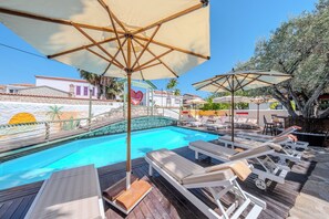 Outdoor pool - B House Alaçatı (İzmir)