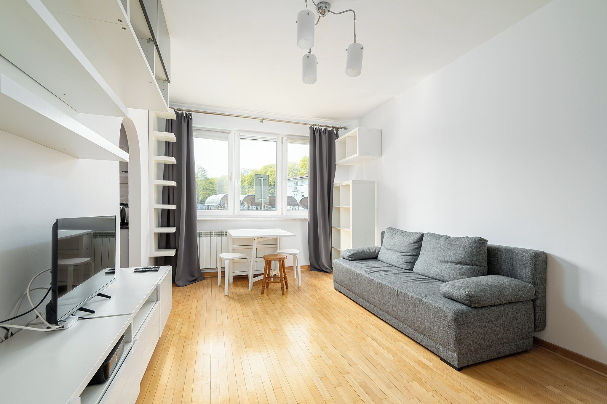 Studio Suite | Living area | Smart TV