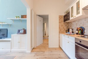 Fridge, microwave, oven, stovetop - Le Case di Sonia Maison Mami' (Fucecchio)