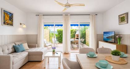 Renovated House with Terrace & BBQ