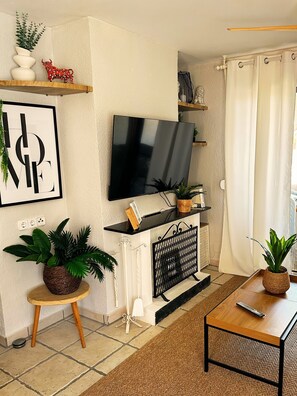 Interior - Lálba Denia. Nordic Refuge 150m from the Sea: Style and Comfort in Las Marinas (Dénia)