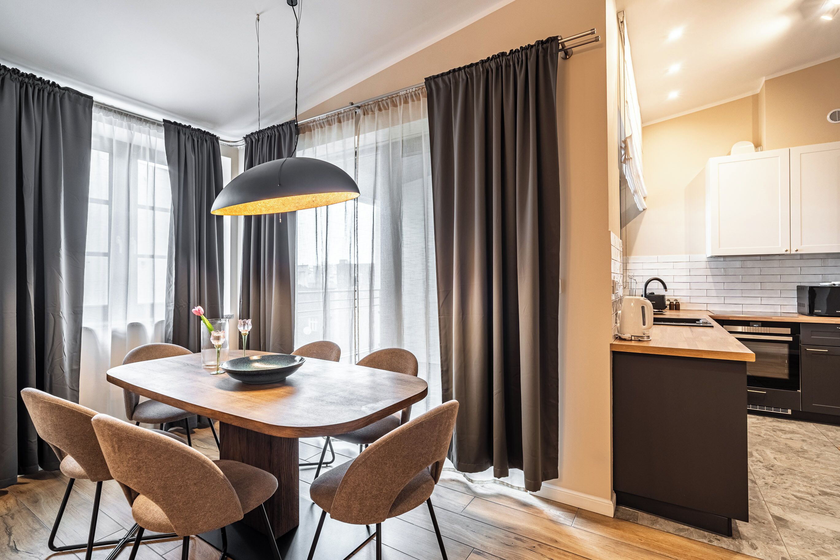 Appartement | Repas dans la chambre