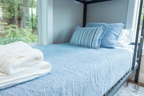 4 chambres, fer et planche à repasser, Wi-Fi, draps fournis