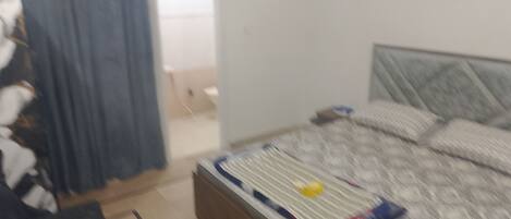 2 Schlafzimmer, Bügeleisen/Bügelbrett, Internetzugang