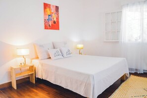 4 makuuhuonetta, Wi-Fi, vuodevaatteet