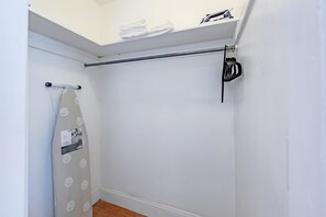 Interior - Providence: near Hospitals, Universities, Downtown (Providence)