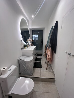 Towels - Vrbo Property (Pau)