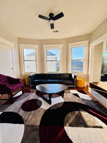 Beautiful 3-bedroom condo one block to BART, one stop to SF