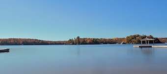 Ultimate Family Retreat | Acreage, Private Lake, Pool, Sauna & Hot Tub
