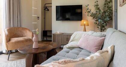 Tiny House am Wasser in Oud Ade | Garten von Keet – 25