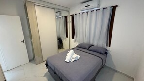 4 室のベッドルーム、インターネット、ベッドシーツ