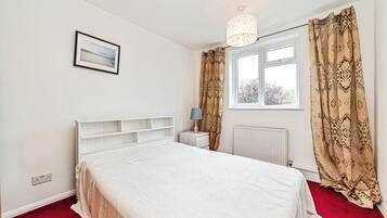 2 bedrooms, free WiFi