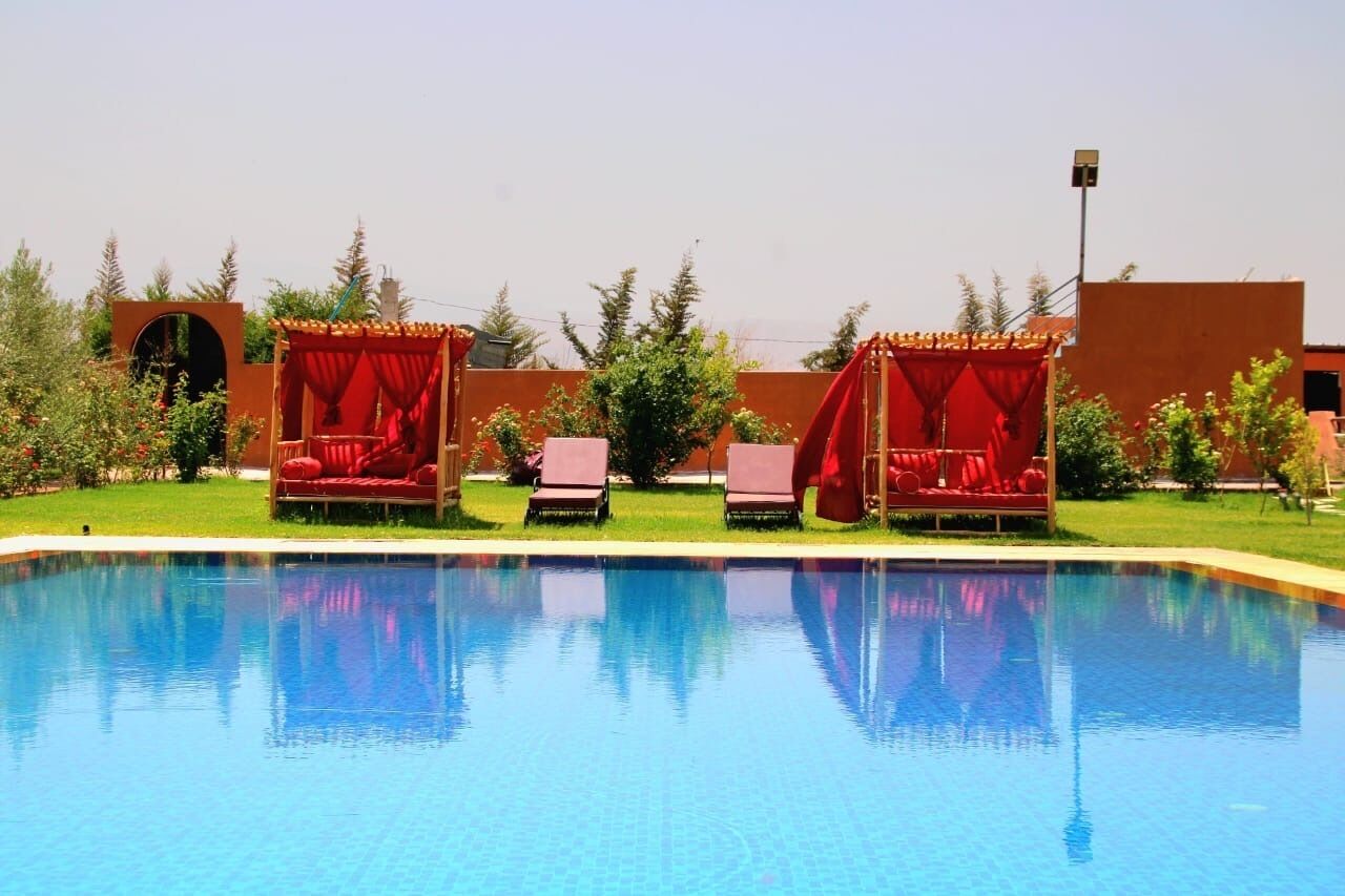 المنشأة من الخارج