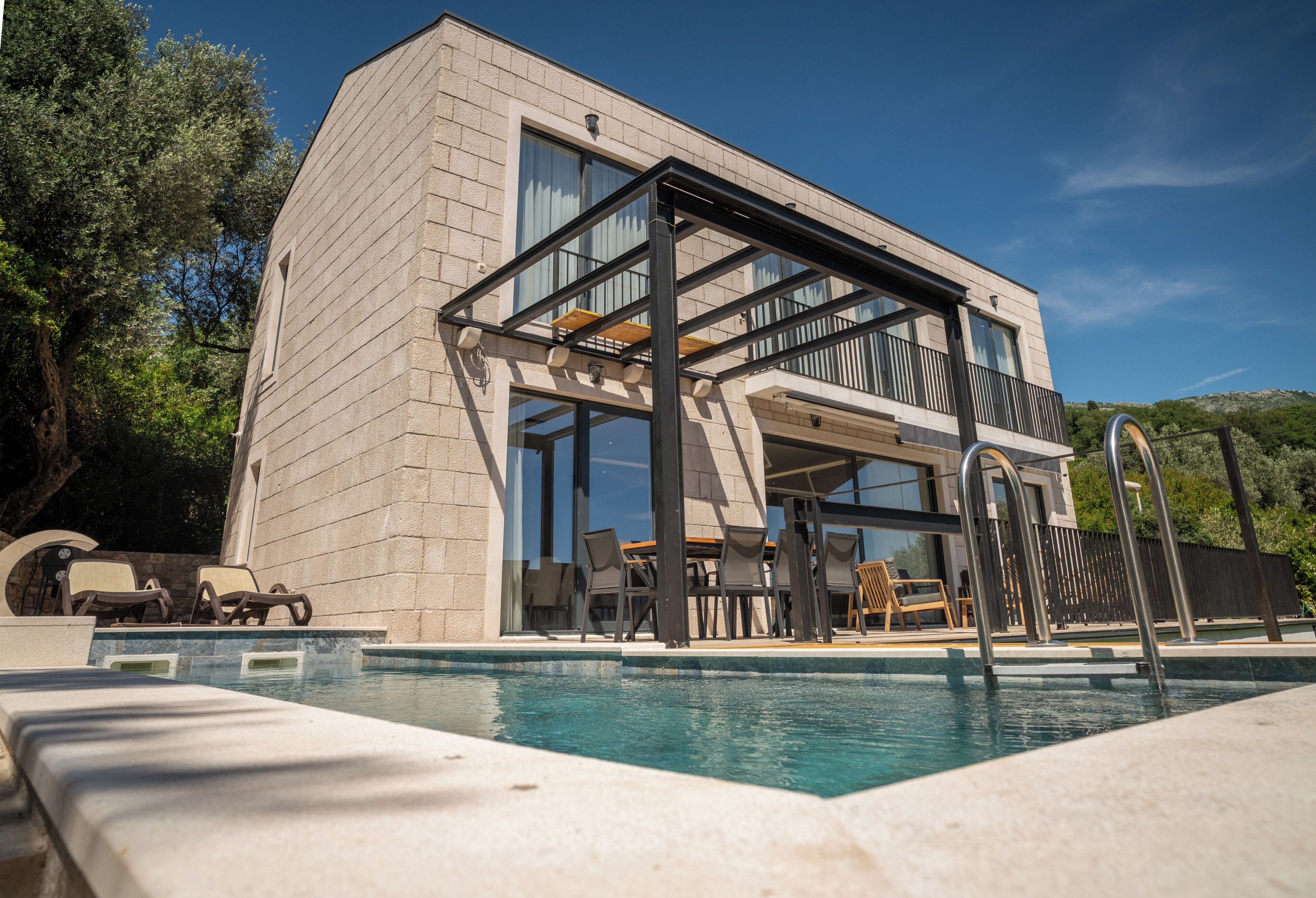 Luxury Villa, Patio, Sea View | Free WiFi
