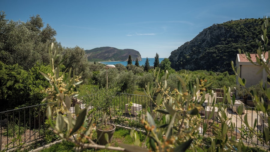 Villa Elysium