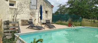Country house less than 1 hour from Paris and Reims, accommodates up to 30 people