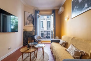 Living area - Design apartment | Cannes downtown (Cannes)