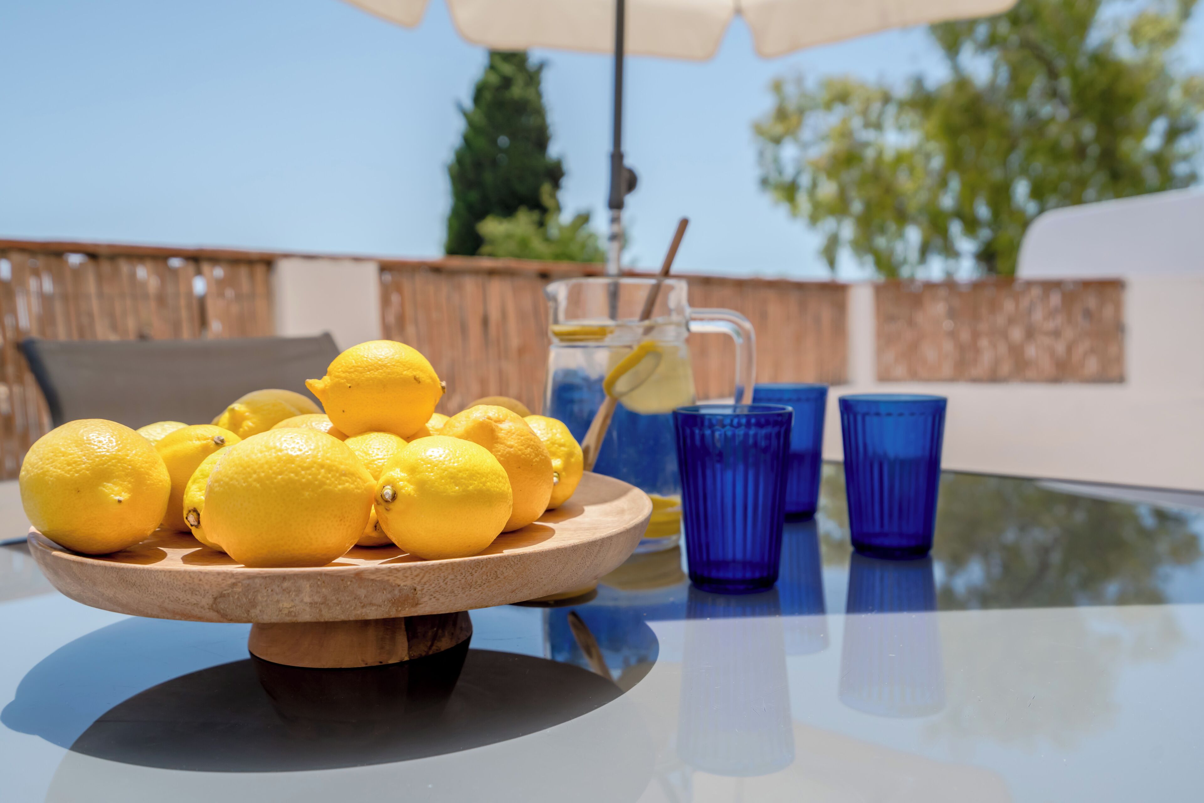 屋外ダイニングエリア