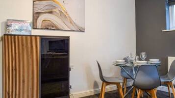 Appartement Luxe, vue ville | Restauration